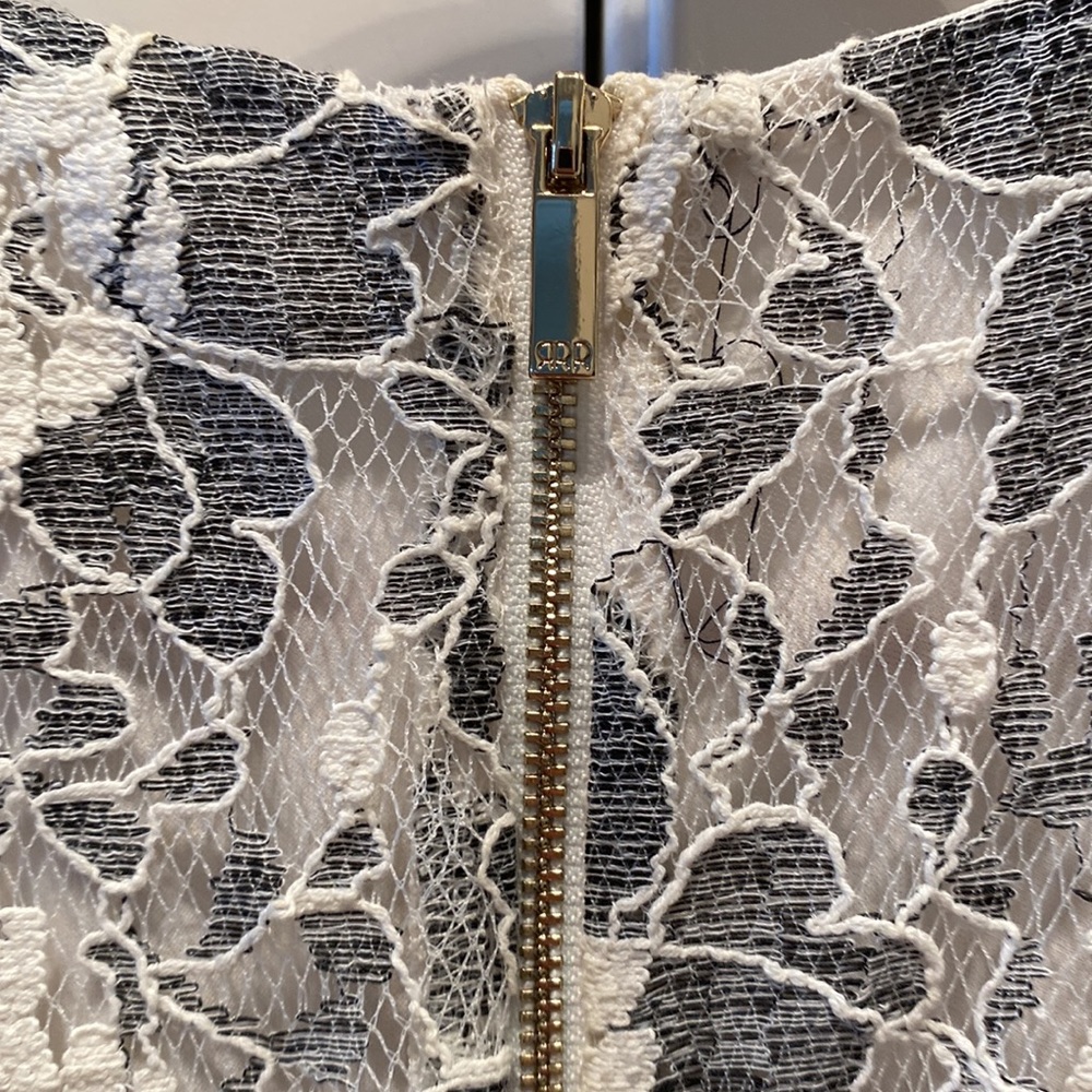 Dress - Picture 4 of 6